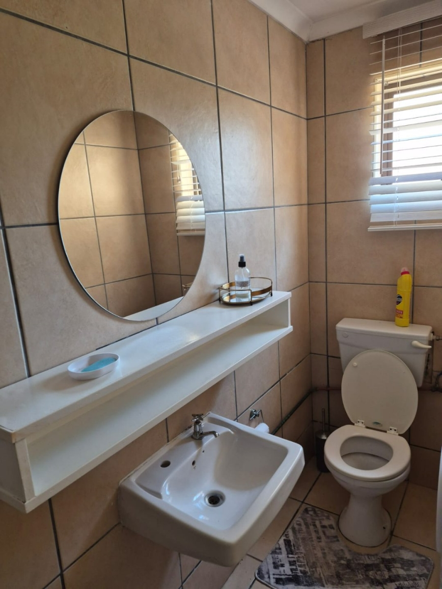 4 Bedroom Property for Sale in Blue Bend Eastern Cape